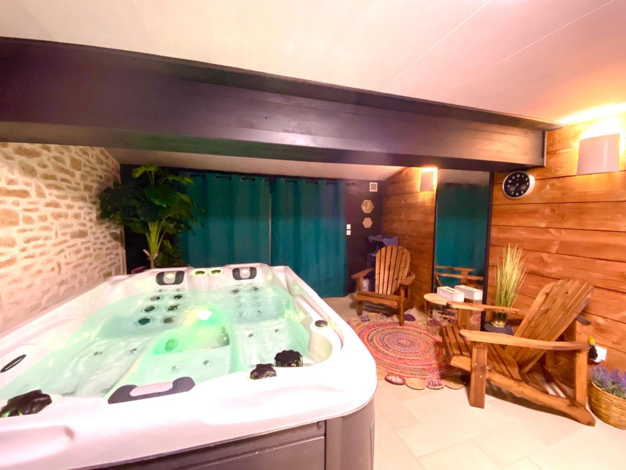 Bed & Breakfast La Clef Des Songes - Climatisees - Centre - Parking Gratuit - Piscine, Et Massages A 400metres Sarlat-la-Canéda