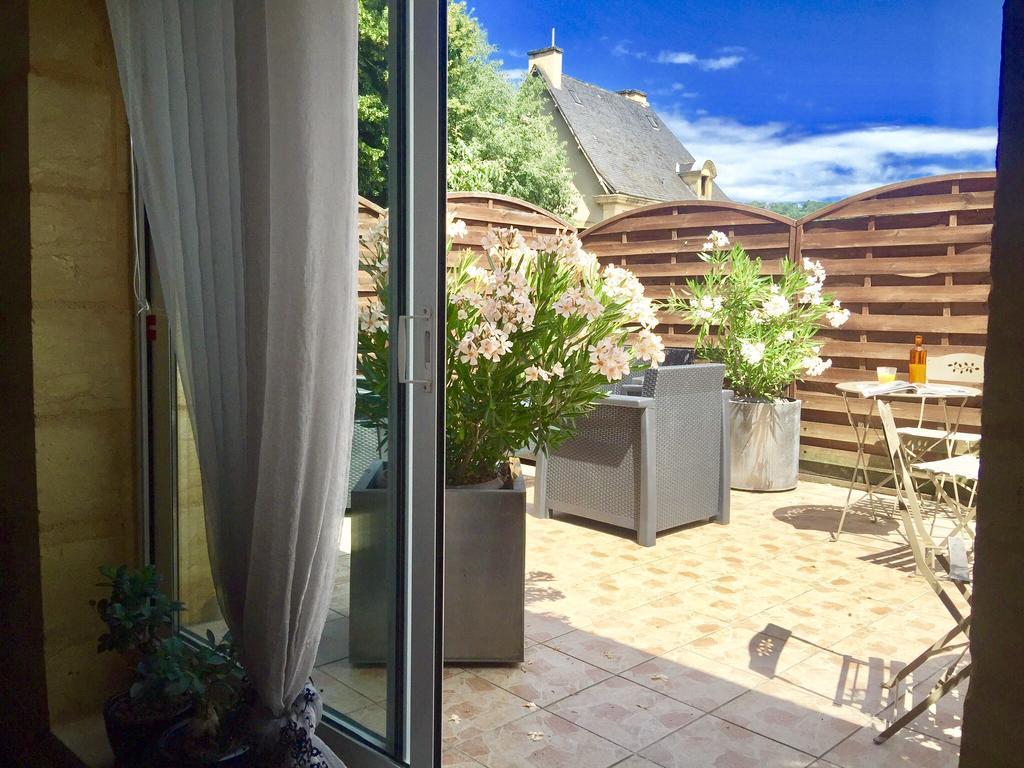 Bed and breakfast La Clef Des Songes - Climatisees - Centre - Parking Gratuit - Piscine, Et Massages A 400metres Sarlat